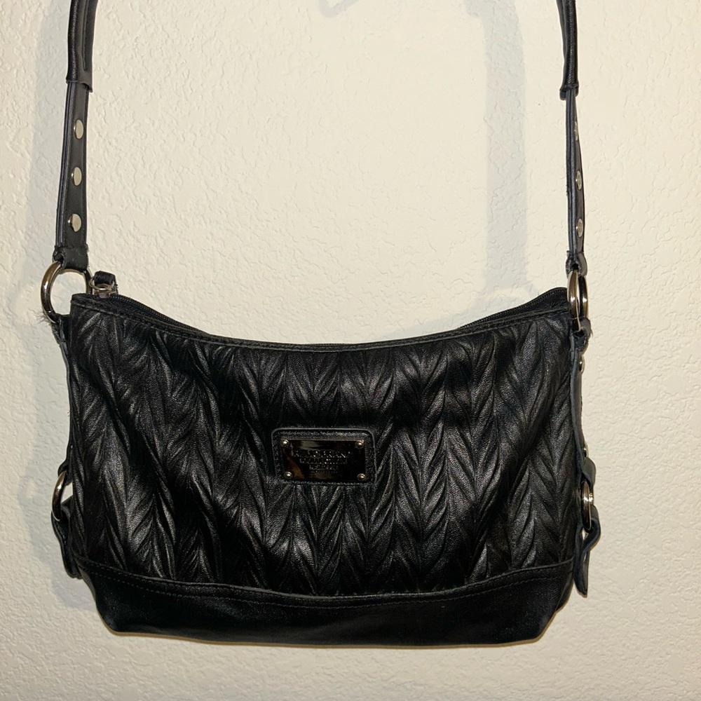 Relic Shoulder bag